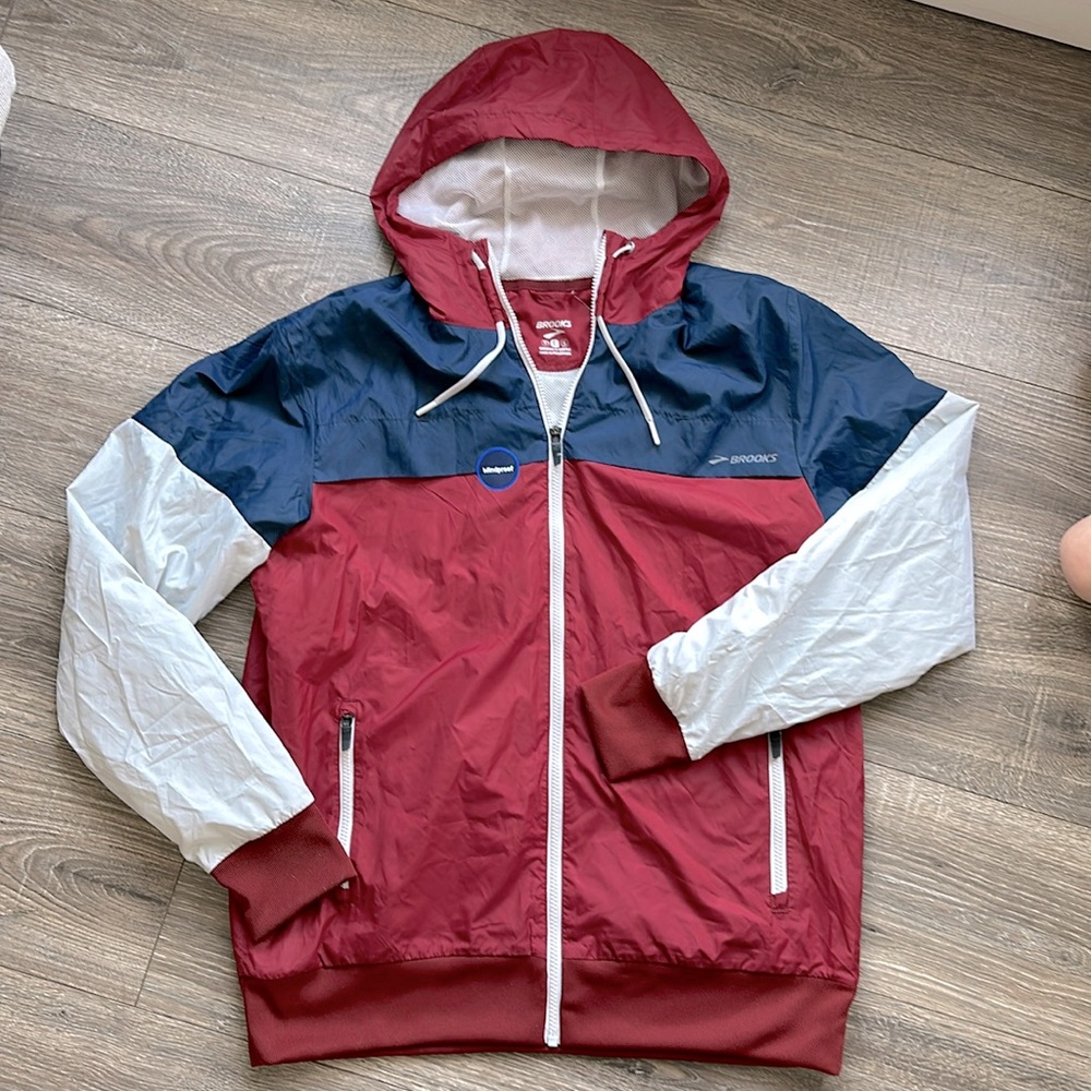 Brooks Sideline Jacket